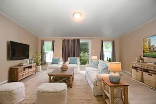 1875 Kayleen Ln, Sealy, TX 77474 - Photo 5