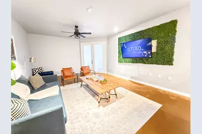 2216 Chenevert Street #4, Houston, TX 77003 - Photo 1