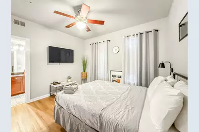 2216 Chenevert Street #4, Houston, TX 77003 - Photo 15