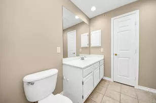 2400 McCue Rd, Houston, TX 77056 - Photo 27