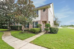 607 Travis St, Webster, TX 77598 - Photo 1