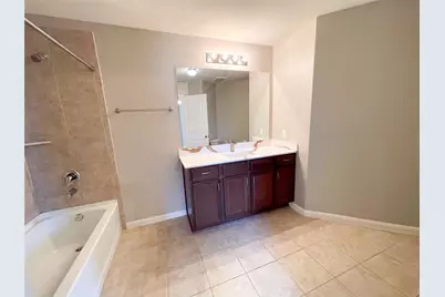 2310 Nautica Terrace Drive, La Marque, TX 77568 - Photo 11