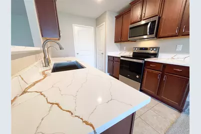 2310 Nautica Terrace Drive, La Marque, TX 77568 - Photo 7