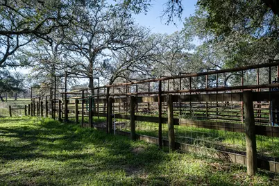 12570 Fm 530, Hallettsville, TX 77964 - Photo 35