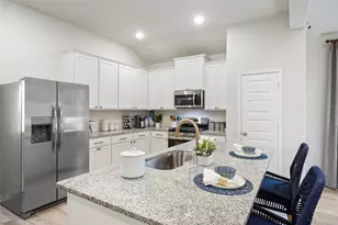 604 Danielle St, Dayton, TX 77535 - Photo 9