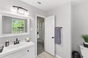 205 Oak Creek Cir, League City, TX 77573 - Photo 17