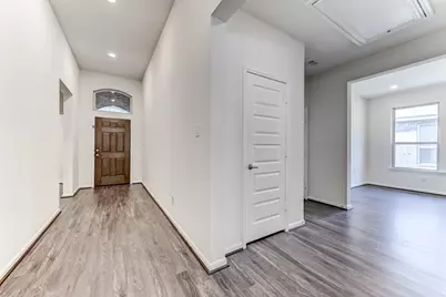 2103 Parnevik Place, Conroe, TX 77304 - Photo 7