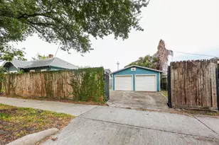 1142 Dunbar St, Houston, TX 77009 - Photo 9
