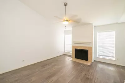 14600 Fonmeadow Drive #305, Houston, TX 77035 - Photo 13