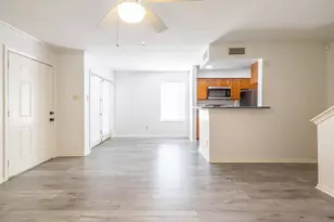 14600 Fonmeadow Dr, Houston, TX 77035 - Photo 3