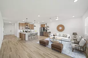 2903 Silver Forest St, Angleton, TX 77515 - Photo 9