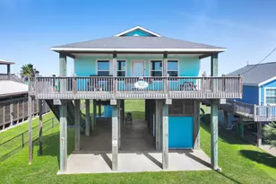 964 S Selwyn Rd, Crystal Beach, TX 77650 - Photo 7