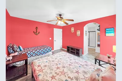 964 S Selwyn Road, Crystal Beach, TX 77650 - Photo 35