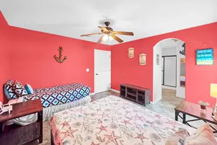 964 S Selwyn Rd, Crystal Beach, TX 77650 - Photo 35