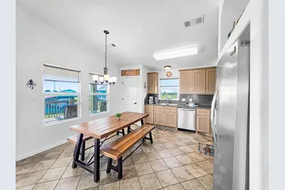 964 S Selwyn Road, Crystal Beach, TX 77650 - Photo 23