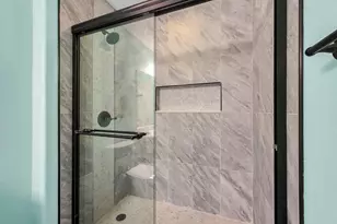 964 S Selwyn Rd, Crystal Beach, TX 77650 - Photo 29