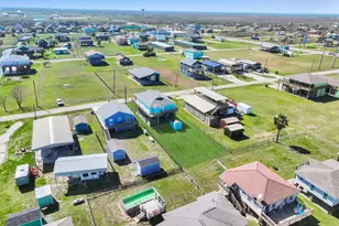 964 S Selwyn Rd, Crystal Beach, TX 77650 - Photo 49