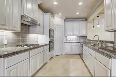 13621 Teal Bluff Lane, Houston, TX 77077 - Photo 3