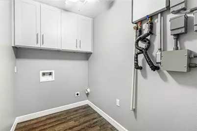 520 E Defee Avenue, Baytown, TX 77520 - Photo 15