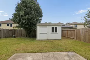 14211 Brunswick Point Ln, Houston, TX 77047 - Photo 15
