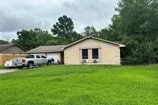 8402 Banting St, Houston, TX 77078 - Photo 1