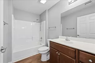 228 W Elm Ave, Winnie, TX 77665 - Photo 15