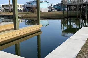 16519 Nassau Way, Jamaica Beach, TX 77554 - Photo 11