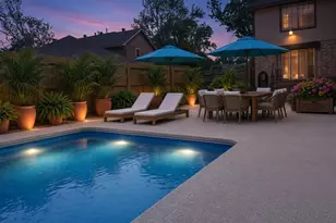 105 Poinciana Street St, Lake Jackson, TX 77566 - Photo 1