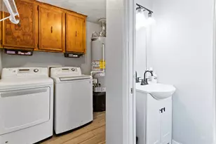 105 Poinciana Street St, Lake Jackson, TX 77566 - Photo 33