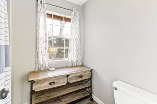 105 Poinciana Street St, Lake Jackson, TX 77566 - Photo 31