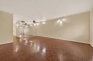 7933 Woodway Dr, Houston, TX 77063 - Photo 17
