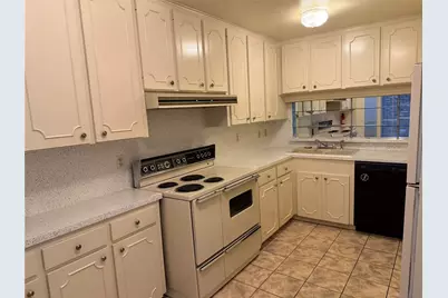 7933 Woodway Drive #6, Houston, TX 77063 - Photo 5