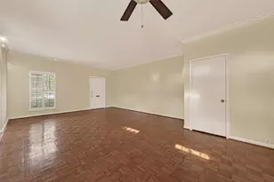 7933 Woodway Dr, Houston, TX 77063 - Photo 15