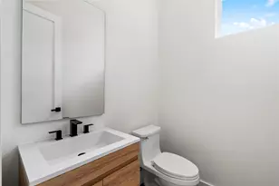 8205 Parnell St, Houston, TX 77051 - Photo 13