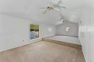 7715 Candlegreen Ln, Houston, TX 77071 - Photo 17