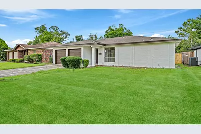 11823 S Willow Circle, Houston, TX 77071 - Photo 5