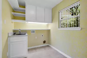 11226 Ivyridge Rd, Houston, TX 77043 - Photo 33