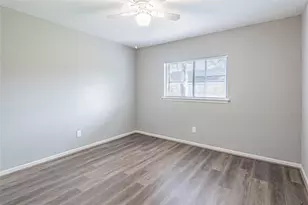 9462 Fuqua St, Houston, TX 77075 - Photo 11