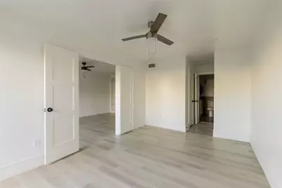 10075 Westpark Drive #72, Houston, TX 77042 - Photo 11