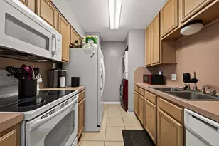 9707 Richmond Ave, Houston, TX 77042 - Photo 5