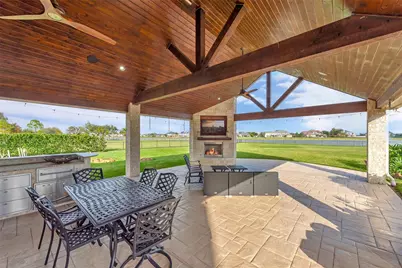 1860 Lake Landing Drive, League City, TX 77573 - Photo 13