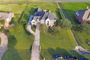 1860 Lake Landing Dr, League City, TX 77573 - Photo 1