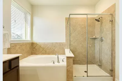 2329 Vineyard Terrace Lane, League City, TX 77573 - Photo 23