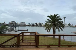1219 Pilot Ln, Galveston, TX 77554 - Photo 7