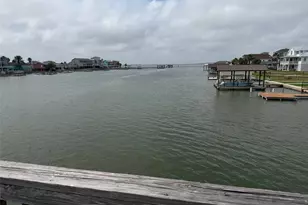 1219 Pilot Ln, Galveston, TX 77554 - Photo 5