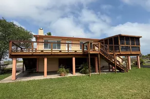 1219 Pilot Ln, Galveston, TX 77554 - Photo 3
