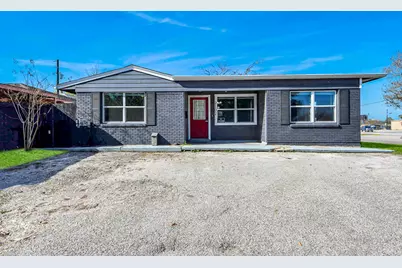 2102 Dewberry Lane, Pasadena, TX 77502 - Photo 1