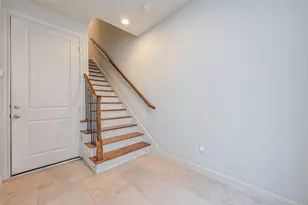2520 Sherwin St, Houston, TX 77007 - Photo 9