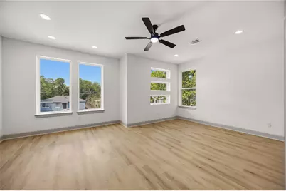 5218 Higgins Street #A/B, Houston, TX 77033 - Photo 13