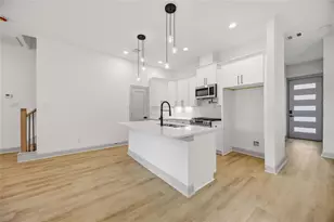 5218 Higgins St, Houston, TX 77033 - Photo 9